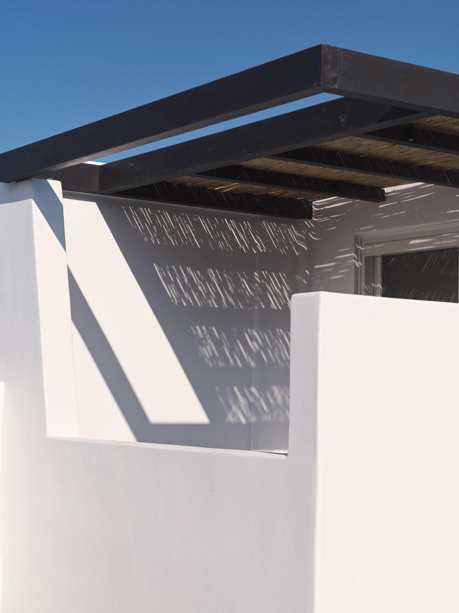 Отель Ezio Bo Luxury Living Mykonos Town Экстерьер фото