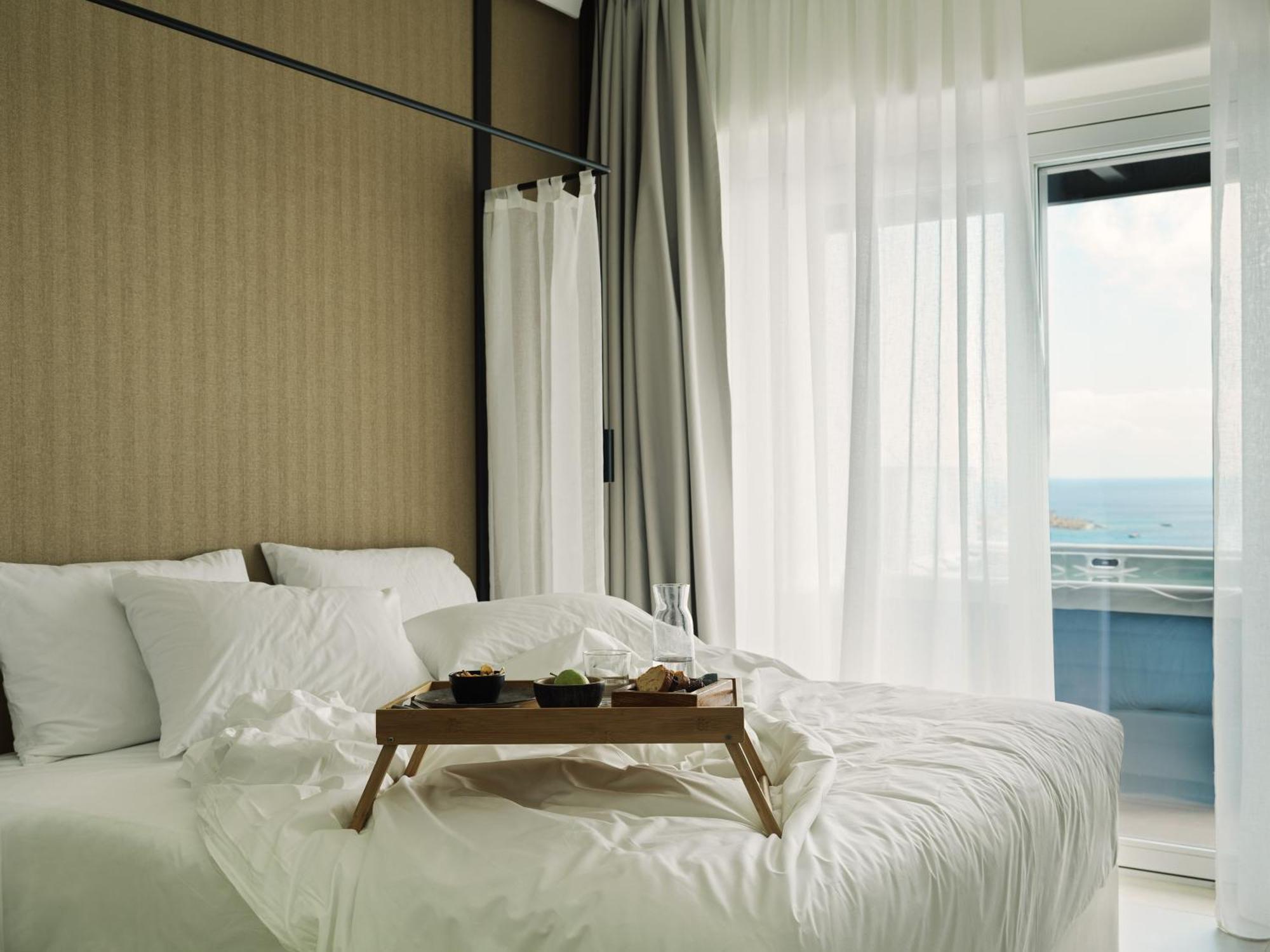 Отель Ezio Bo Luxury Living Mykonos Town Экстерьер фото